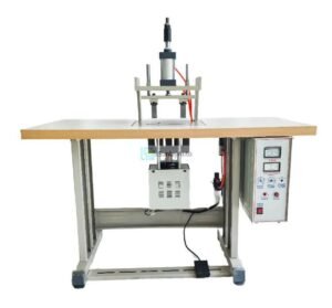 Double head 20 kHz ultrasonic spot welding machine for nonwoven fabric
